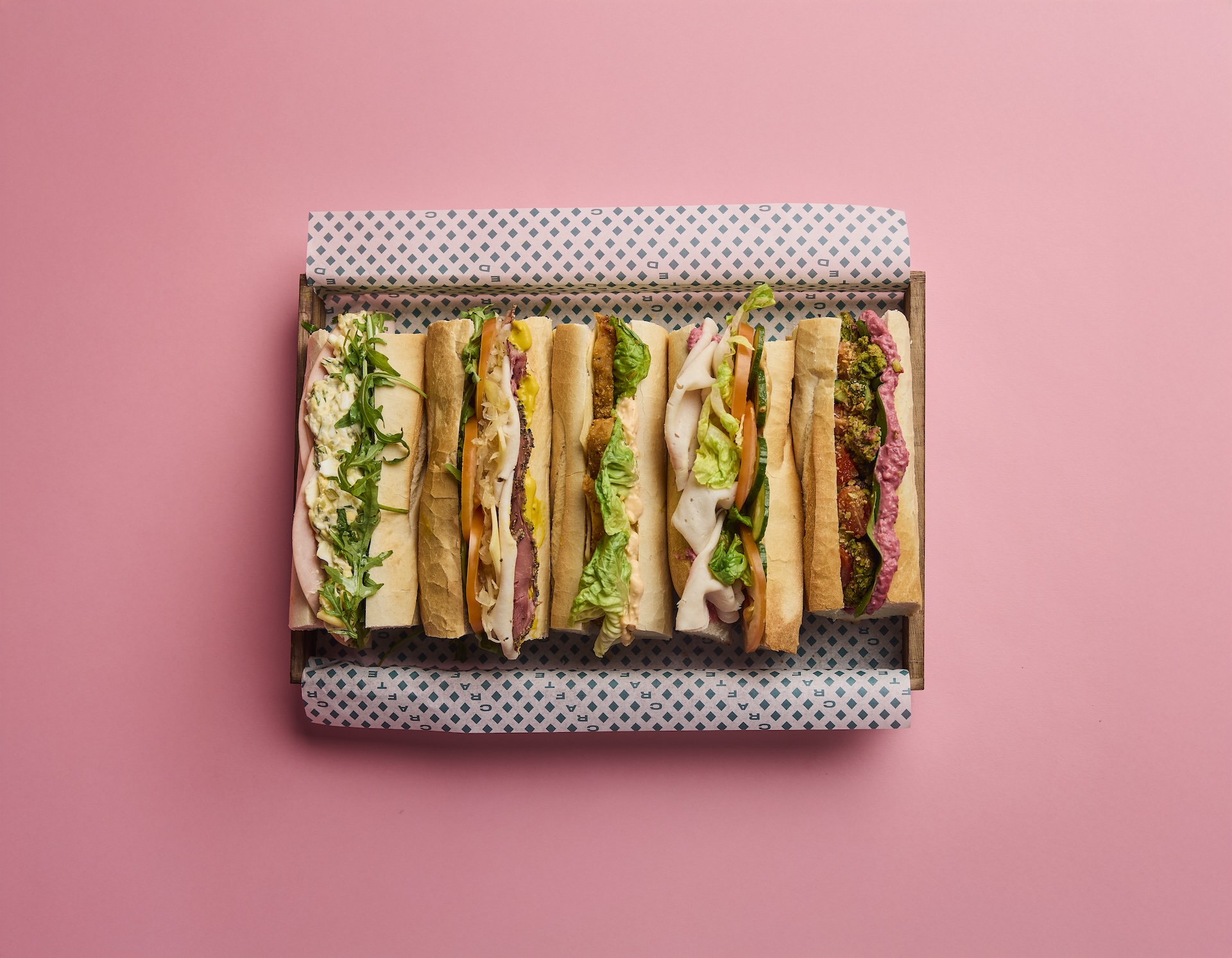 211124 Compass Q20094